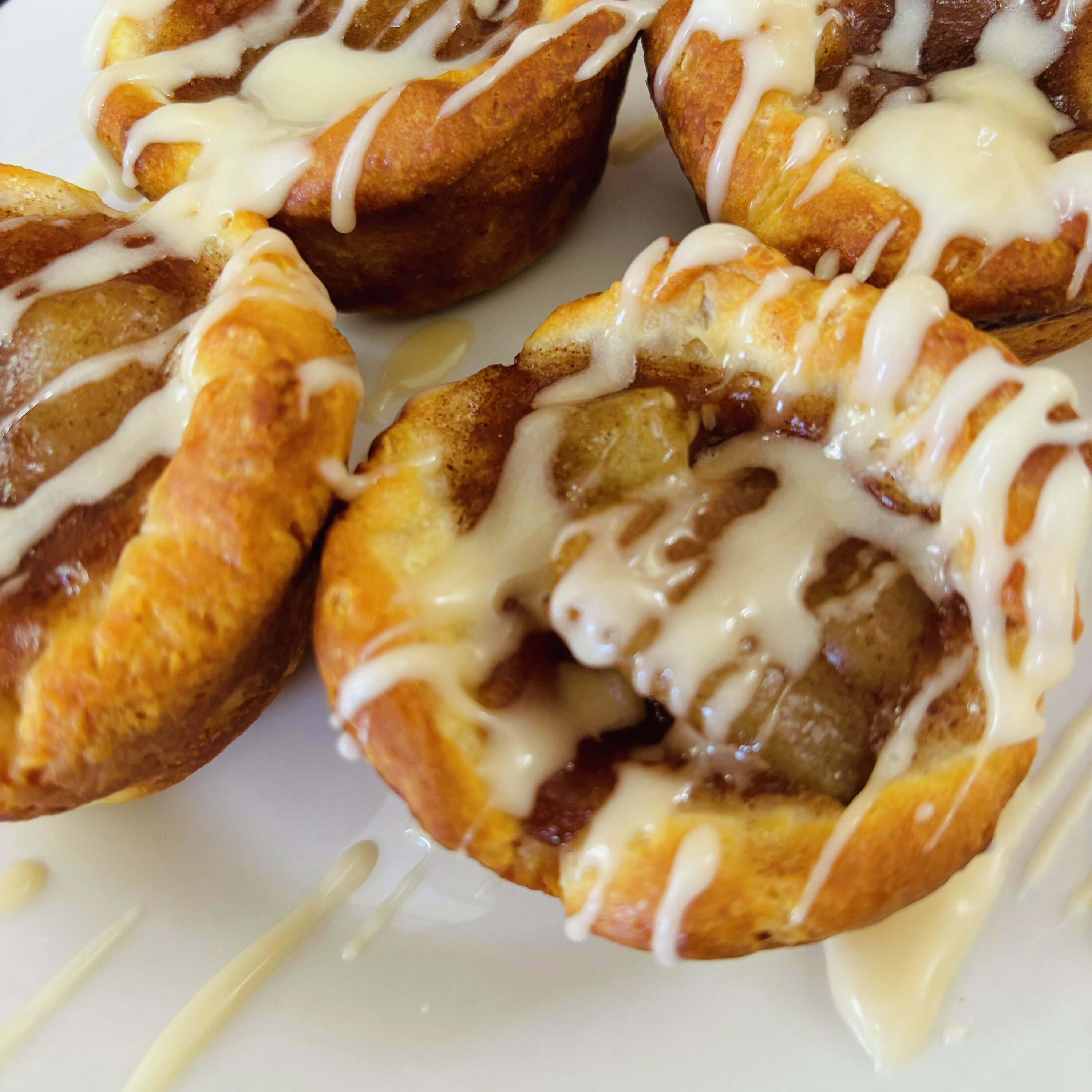 Easy Apple Pie In A Biscuit